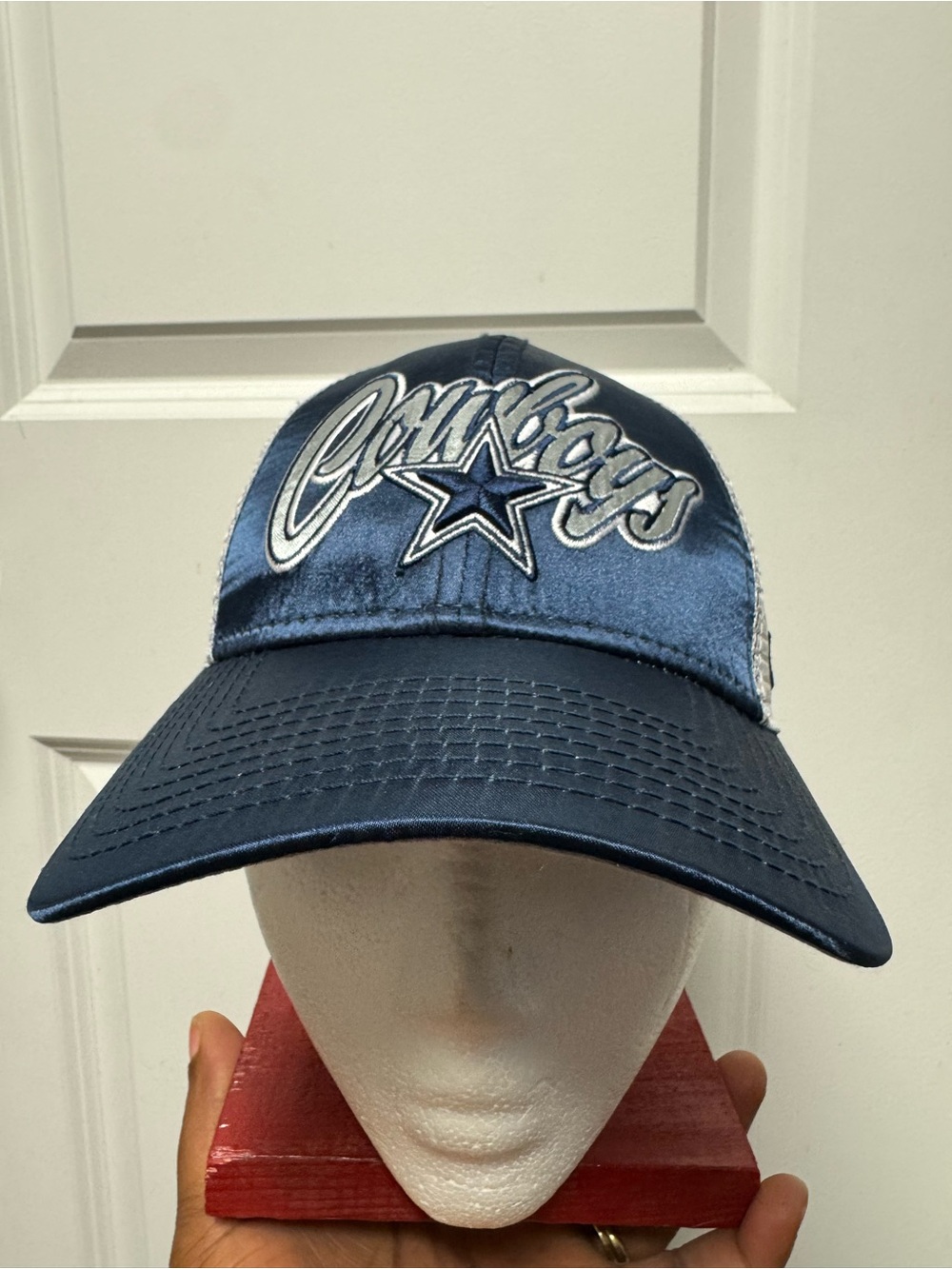 Dallas Cowboys Women’s Blue Script Logo Mesh Adjustable Cap Hat New Era NFL